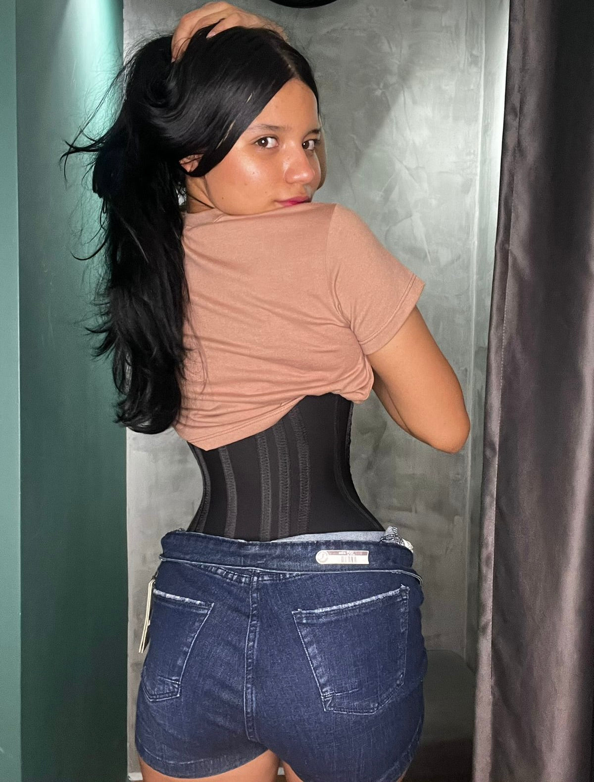 ✨ Cinturilla Reloj de Arena 9 Varillas – Transforma tu figura, transforma tu confianza